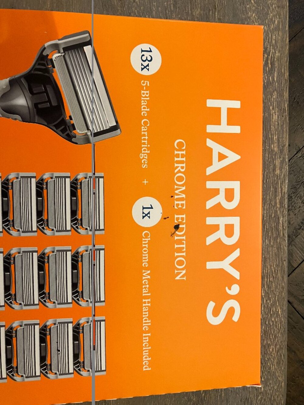 Harry's Razor Chrome Edition 13-Pack - Picture 3 of 3